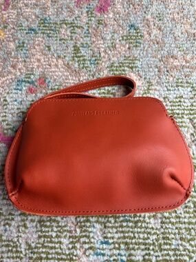 PLG Large Clownfish Pinch Pouch
